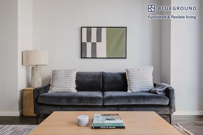 Photo - 5252 S Cornell Ave Unit SI FL10-ID1159