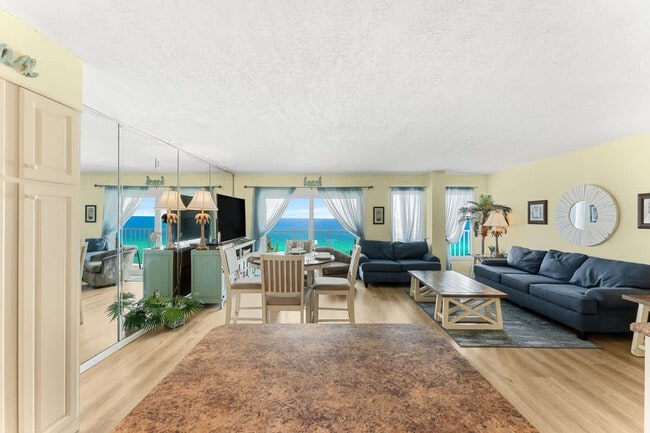 Photo - 8743 Thomas Dr Unit FL15-ID1354960P