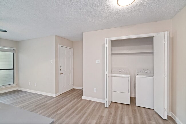 Photo - The Eagle at Lakewood