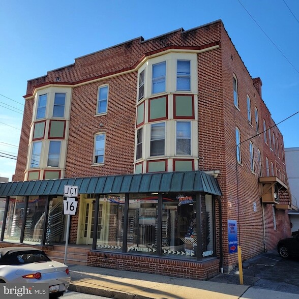 Photo - 24 N Church St Unit 3