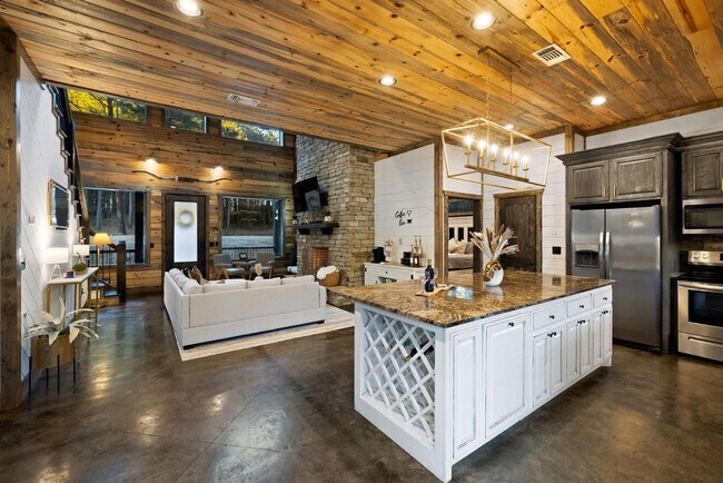 Photo - 222 Lost Creek Trl Unit ID1318702P