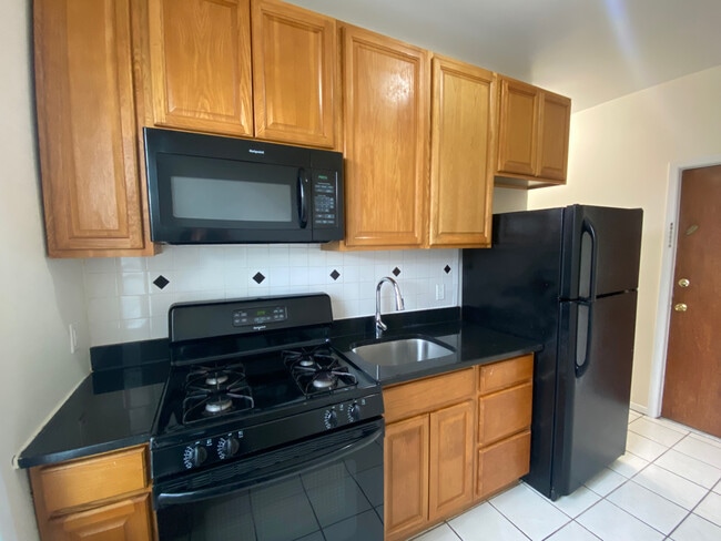 Photo - 45-47 Newkirk St