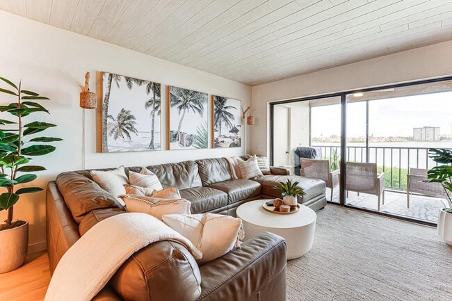 Building Photo - 6218 Palma Del Mar Blvd S Unit SI ID1386087P