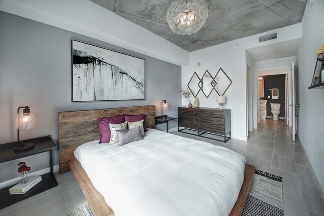 Residential Unit - Midtown 5