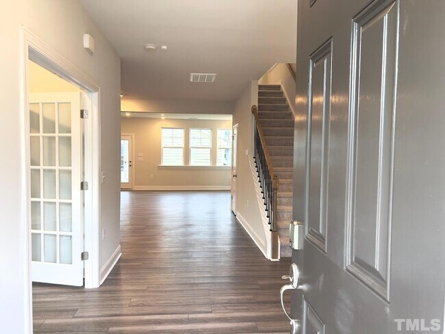 Photo - 341 Natsam Wds Wy