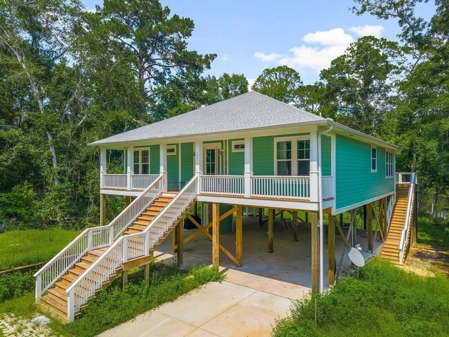 Photo - 187 Portland Park Rd