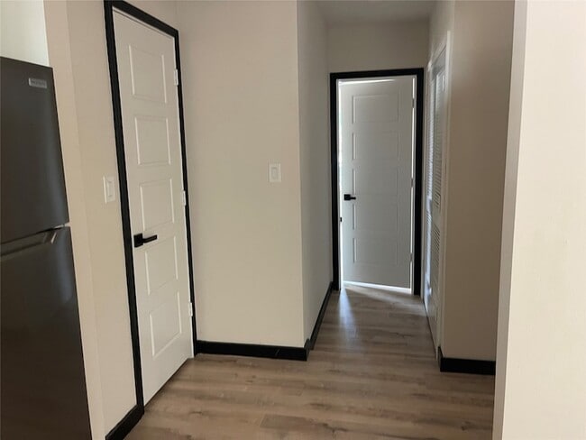 Photo - 800 S 2nd St