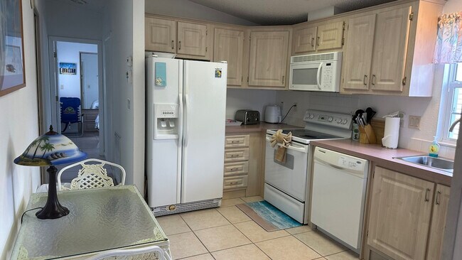 Photo - 2142 Nettles Blvd Unit SI ID1537523P