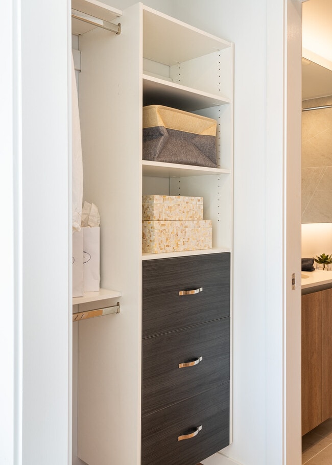 Photo - Hope + Flower