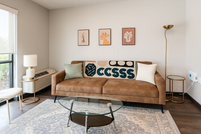 Building Photo - 2301 Ingersoll Ave Unit ID1234847P