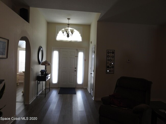 Photo - 1664 La Maderia Dr