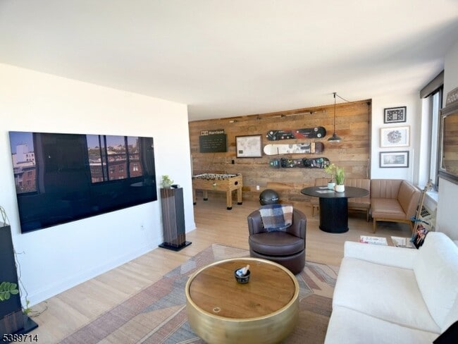 Photo - 415 Newark St.