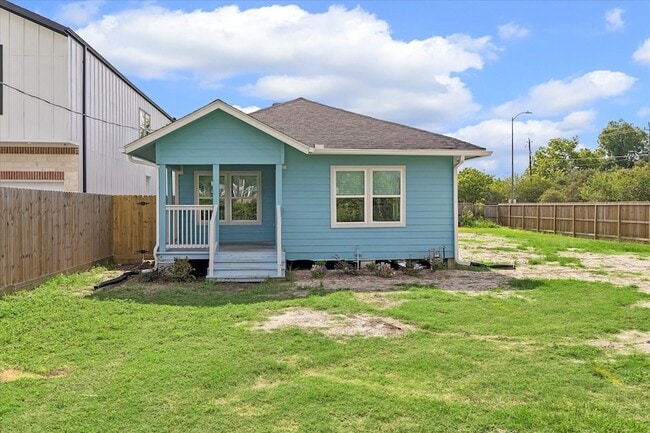 Building Photo - 7702 Sealey St