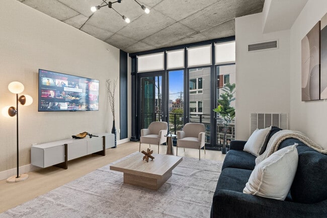 Building Photo - 1247 N 2nd St Unit SI ID1317867P