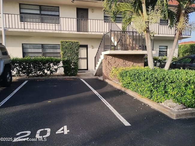 Building Photo - 200 St Lucie Ln Unit 204
