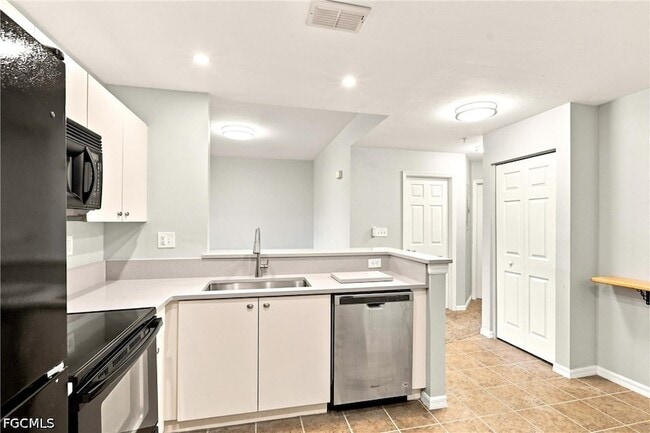 Photo - 15417 Bellamar Cir Unit 812