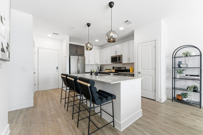 Photo - 220 Bill Kennedy Wy SE Unit SI ID1460017P