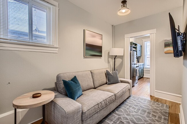 Building Photo - 1240 York St Unit ID1026269P