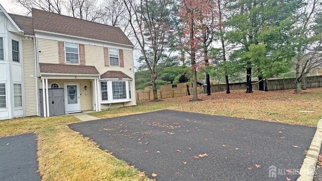 Building Photo - 8 Cosgrove Ct