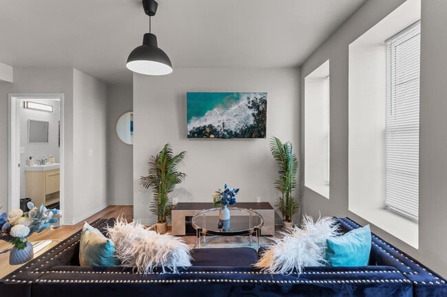 Photo - 1800 W Bethune St Unit ID1228664P