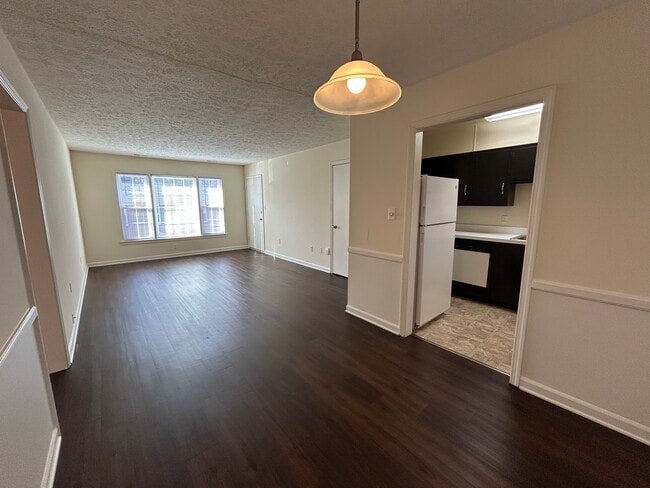 Building Photo - Princeton Circle West Apartments