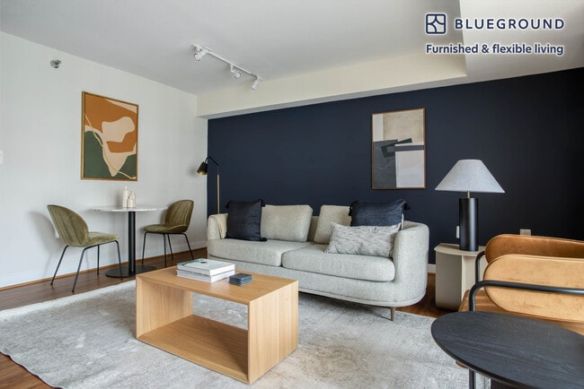 Photo - 4001 9th St N Unit FL11-ID529