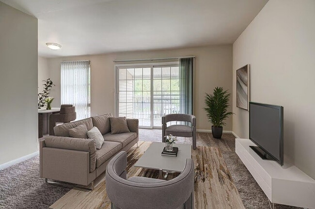 Building Photo - Monarch Crossing