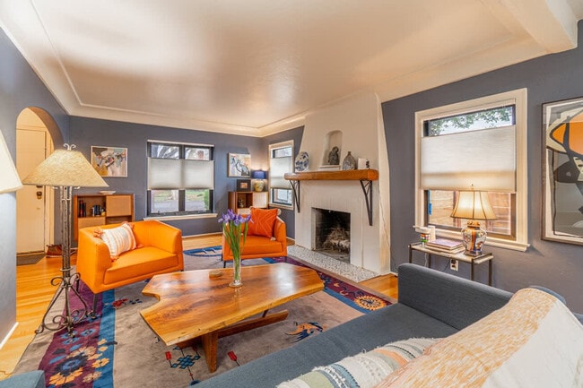 Building Photo - 622 Manor Dr Unit SI ID1531660P