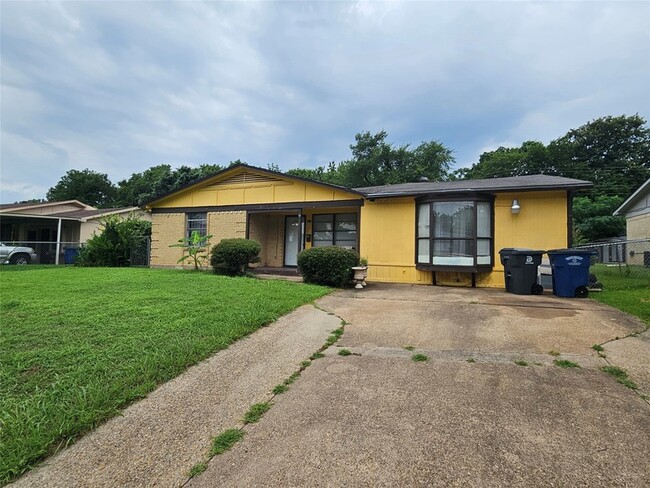Photo - 119 Palm Oak Dr