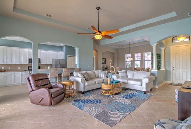 Building Photo - 12525 Astor Pl Unit ID1049698P