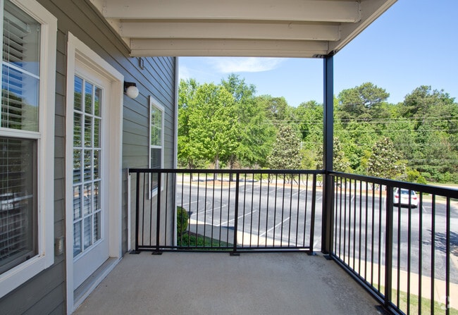 3BR, 2BA - 1,230 SF - 1322 North Apartments