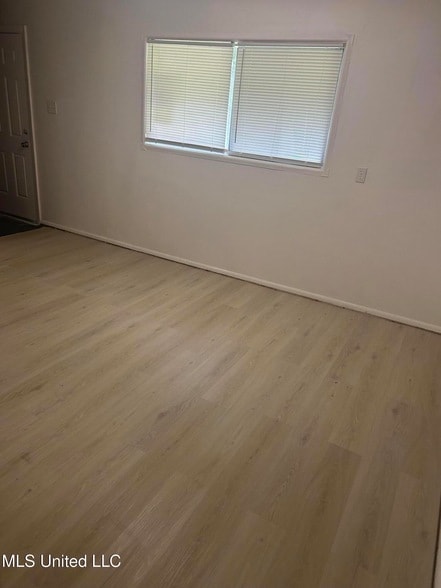 Photo - 2534 Cypress Ave