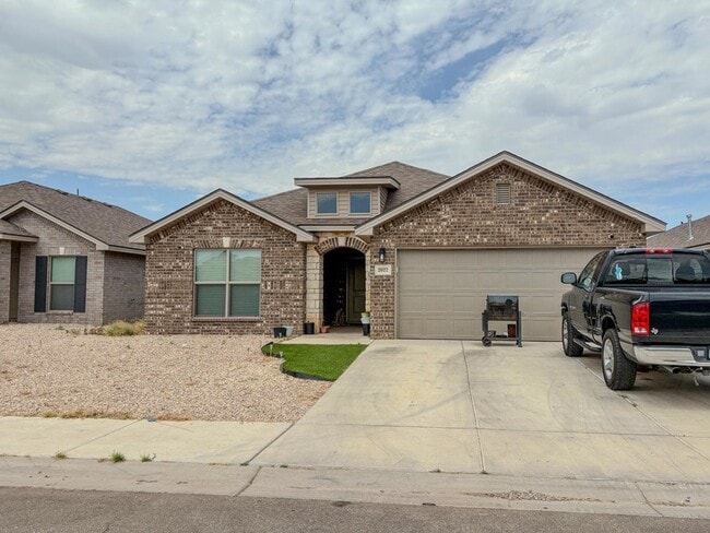 Photo - 2022 Kenwood Ave