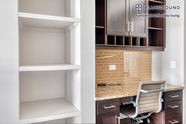 Photo - 3201 Esperanza Crossing Unit FL3-ID175