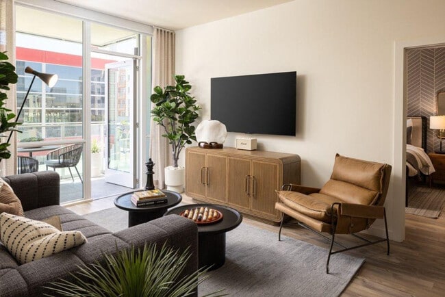 Building Photo - 240 S Taaffe St Unit ID1314284P