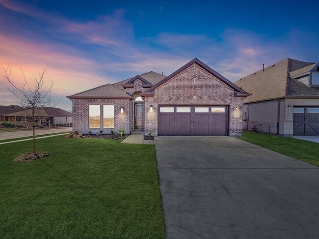Building Photo - 3401 Riverlawn Dr
