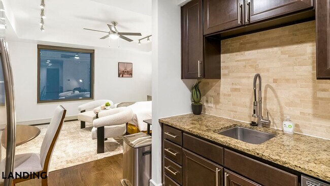 Photo - 777 Preston St Unit 9i