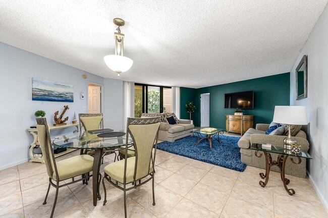 Building Photo - 2800 N Ocean Dr Unit A2B