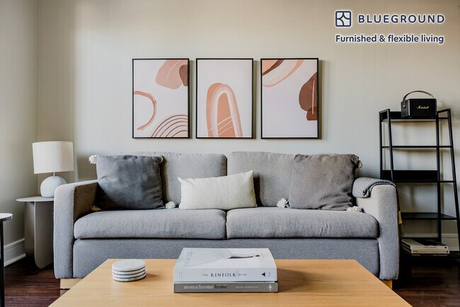 Photo - 3201 Esperanza Crossing Unit FL1-ID298