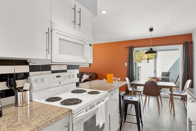 Photo - Villas on 4th