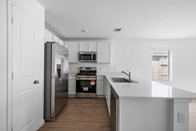 Photo - 27142 Breakaway Ln