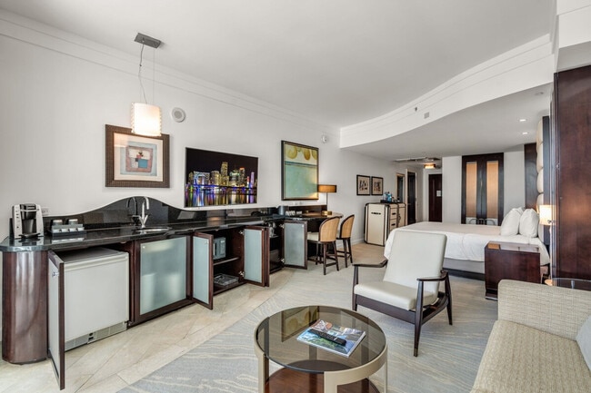 Photo - 12 Collins Ave Unit SI FL7-ID1540558P