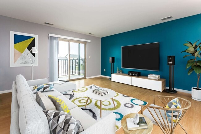 Photo - Southpoint Apartments