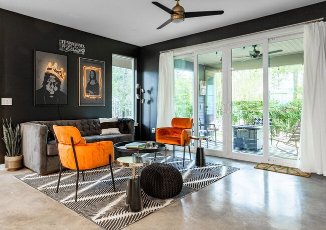 Building Photo - 52 Waller St Unit ID1244651P