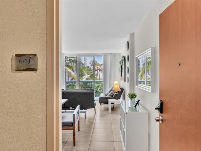 Photo - 3901 S Ocean Dr Unit 3J