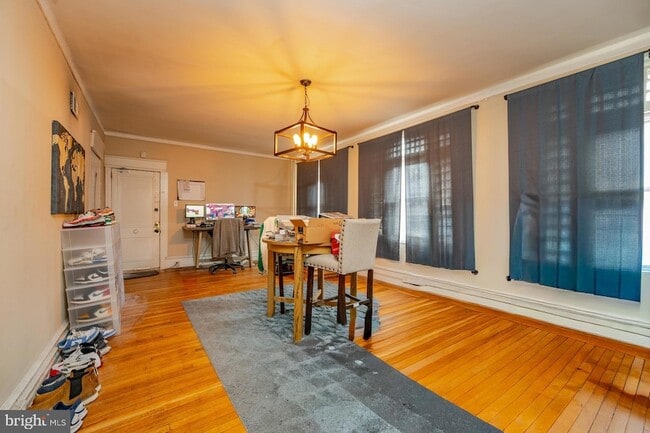 Photo - 3809 Ventnor Ave Unit 2