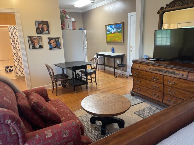 Building Photo - 175 Schools Dr Unit ID1343308P