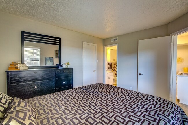 Photo - Canyon Grove