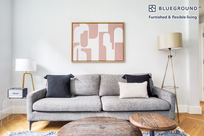 Photo - 18 Forest St Unit SI FL1-ID339