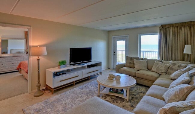 Building Photo - 2216 Gulf Blvd Unit ID1255594P